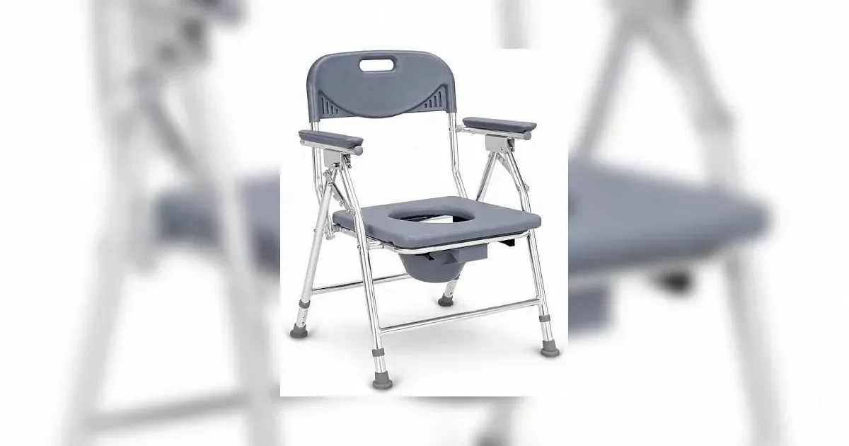 How to Choose the Right Commode Chair for Elderly and Home Care in Nepal?